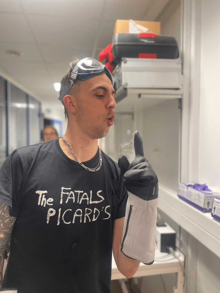 press_release - Reversible Deformation, Permanent Fabric Development